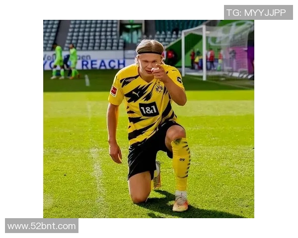 哈兰德与姆巴佩欧冠巅峰对决引发全球热议新一代足球传奇之争 哈兰德与姆巴佩欧冠巅峰对决引发全球热议新一代足球传奇之争