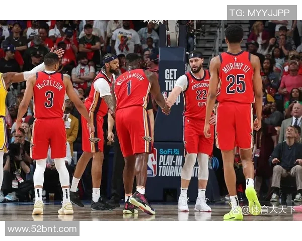 NBA季前赛精彩对决鹈鹕与热火展开激烈角逐展现球队新阵容实力