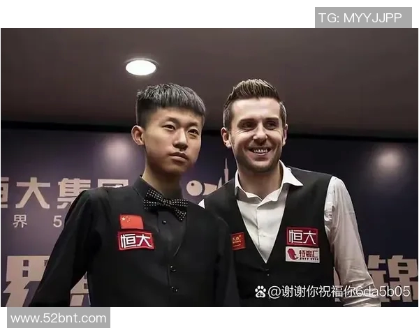 中国与英格兰足球赛激战正酣两国足球文化碰撞引发热议