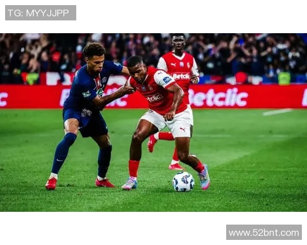 法甲联赛精彩对决斯特拉斯堡迎战兰斯全力争胜之战