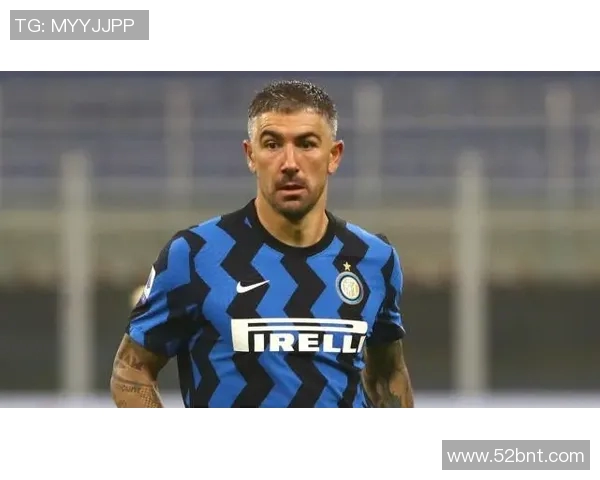 奥斯纳与韦恩的精彩对决揭示了足球战术的深层次博弈与球员的个人魅力