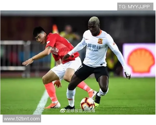 武汉卓尔迎战梅县生态全力争胜展现球队实力与激情