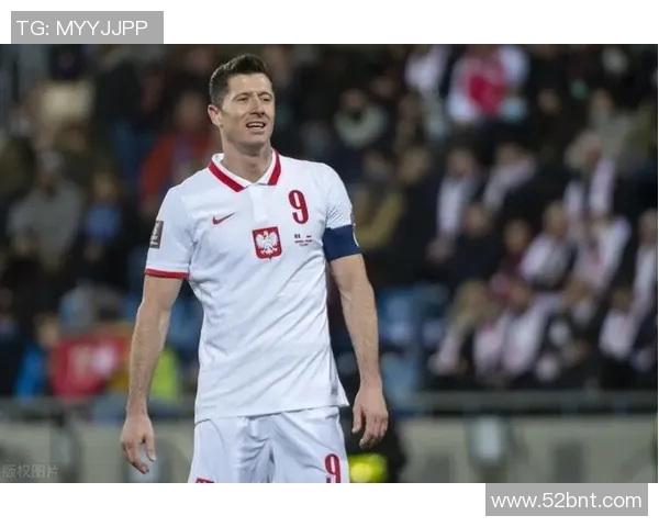 莱万领衔球队新征程展现超凡实力助力争冠梦想