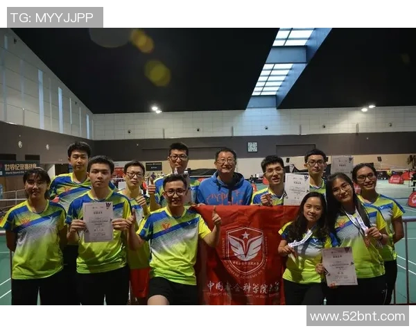 成都羽毛球队精英赛精彩配合点评展现团队默契与实力MBA