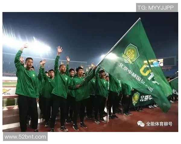 南京攀岩队探索控制革新之路提升竞技水平与团队协作能力