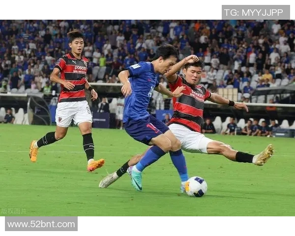 波斯波利与萨德的巅峰对决揭示足球战术与团队精神的较量